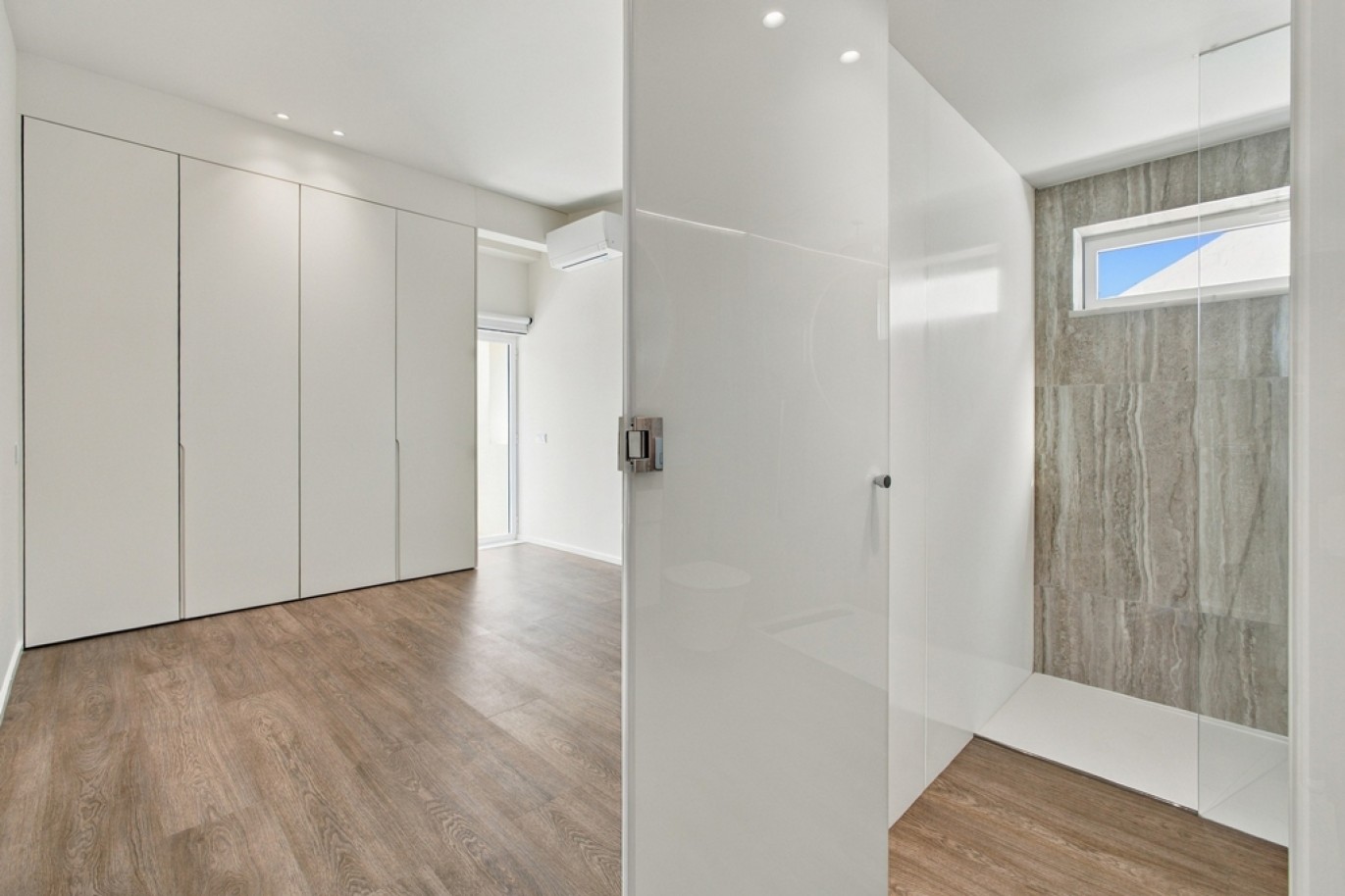 Contemporary 3-Bedroom House in Vilamoura, Algarve, Portugal_396988