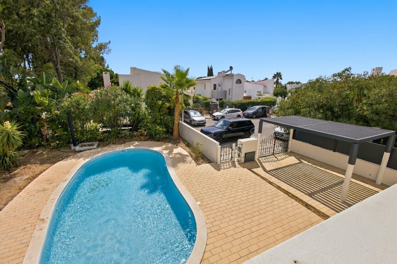 Contemporary 3-Bedroom House in Vilamoura, Algarve, Portugal_396989
