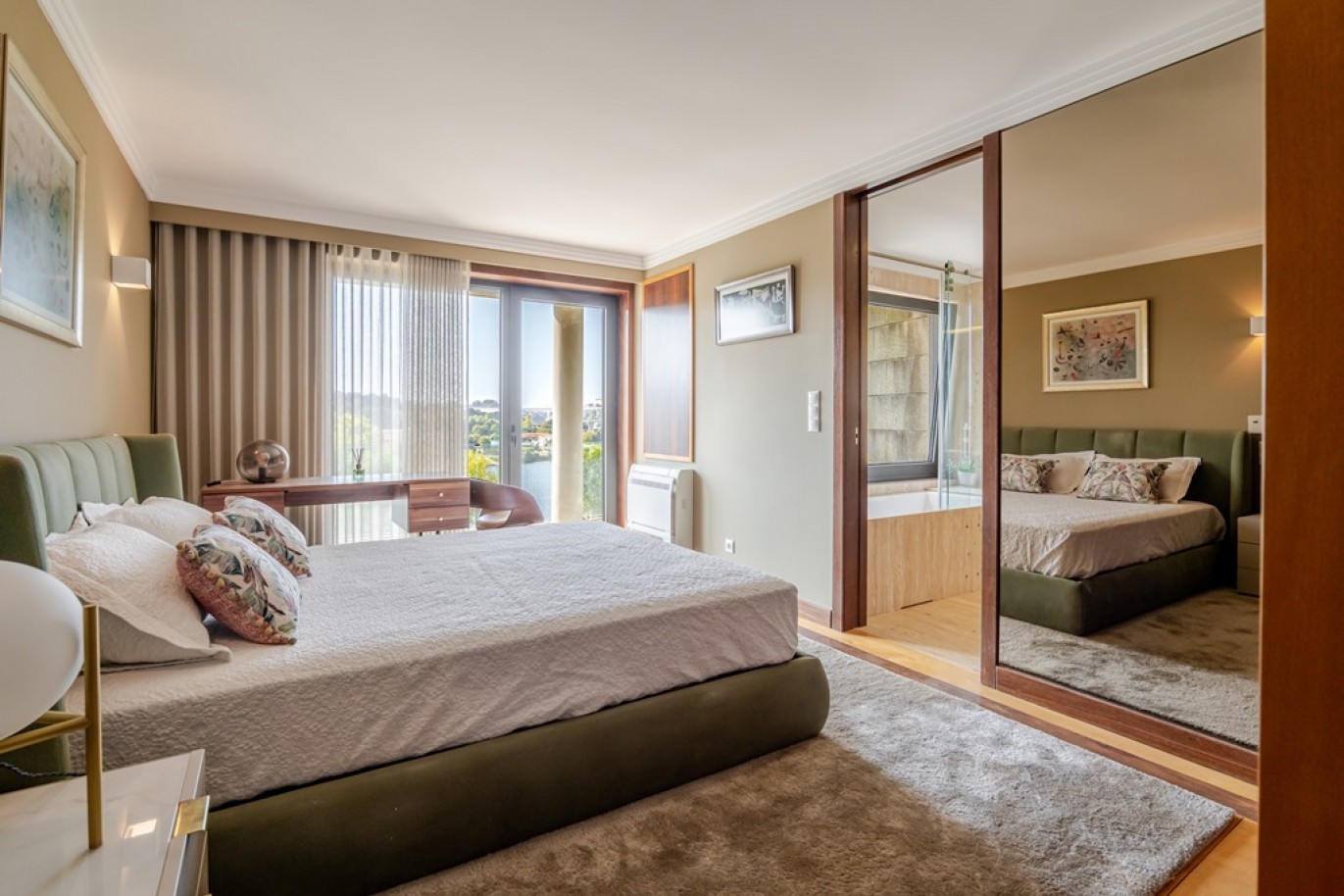 Appartement 3 pièces avec balcons et vue sur fleuve à Valbom, Portugal_398484