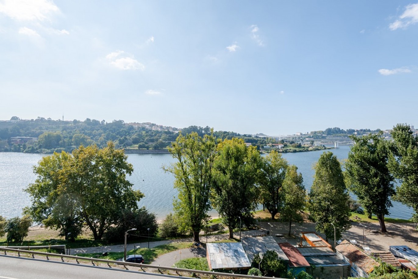 Appartement 3 pièces avec balcons et vue sur fleuve à Valbom, Portugal_398509