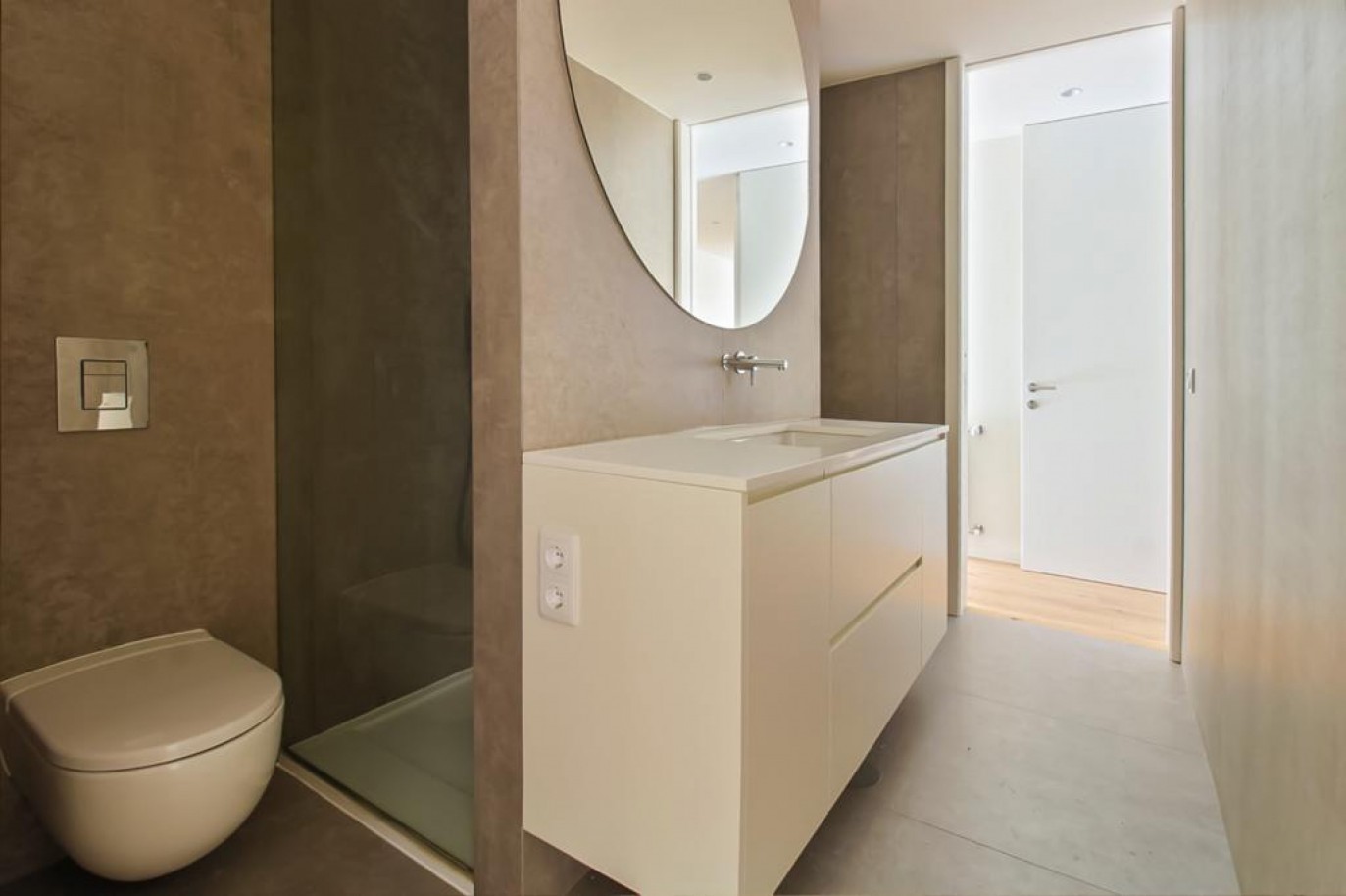 Apartamento de 3 quartos com jardim em Leça da Palmeira, Portugal_398523