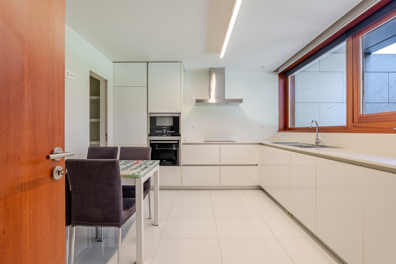 Moradia V4+1 com jardim junto ao Parque da Cidade no Porto_398767