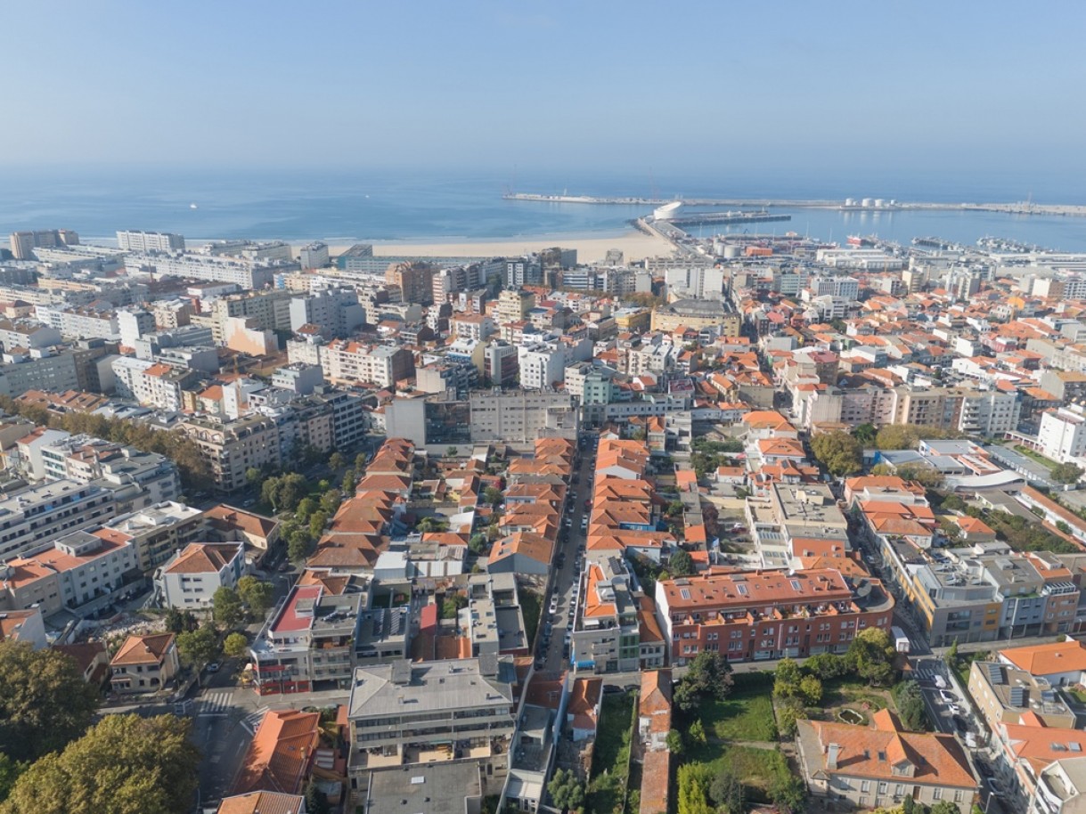 Vier-Zimmer-Haus mit Garten und Terrasse in Matosinhos, Portugal_398858