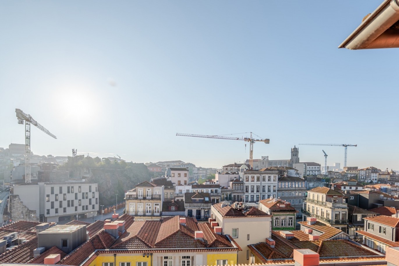 Penthouse duplex com varanda na Baixa do Porto_398930