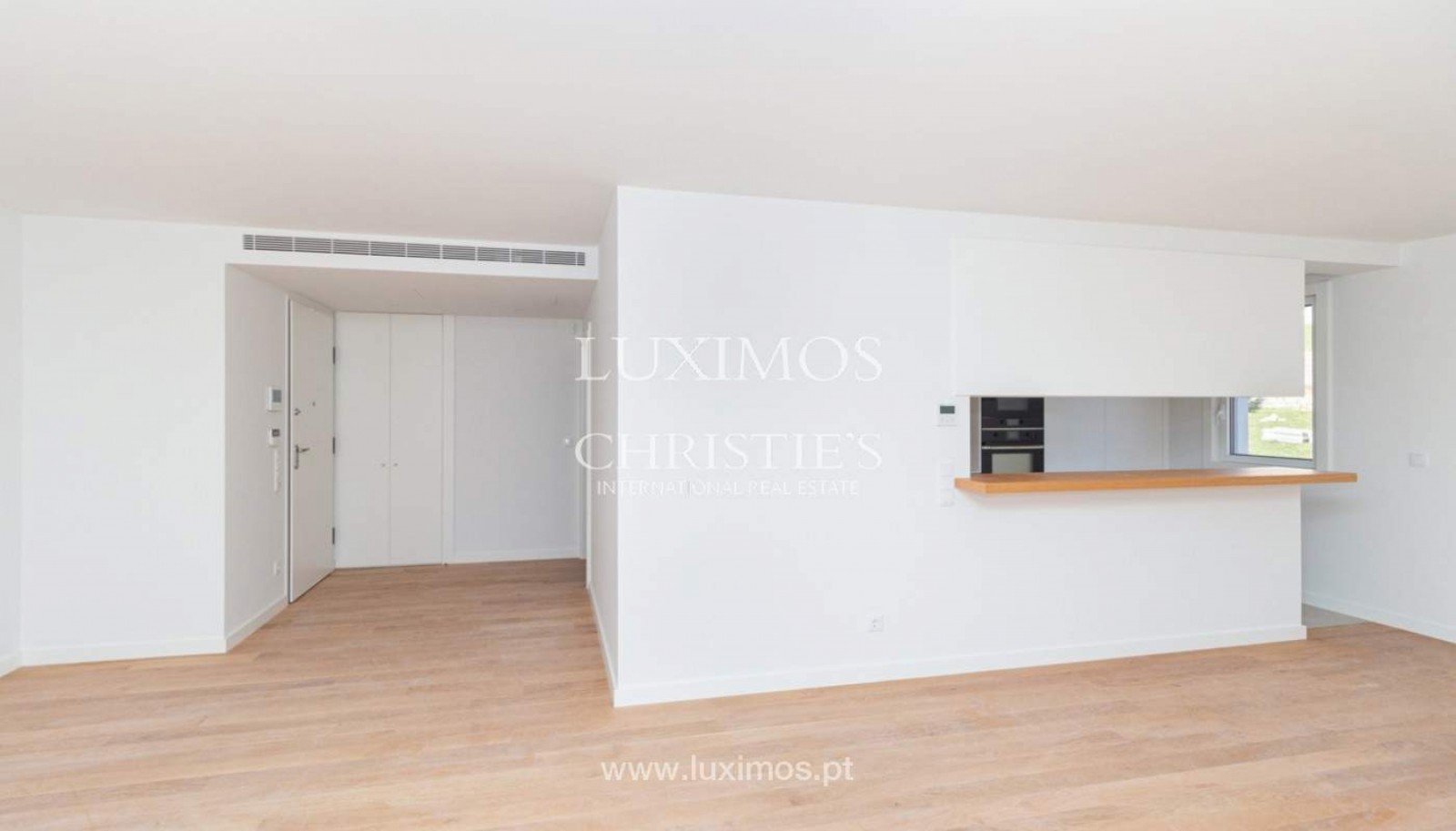 Piso nuevo de 3 dormitorios con balcón, en venta, Oporto, Portugal_399010