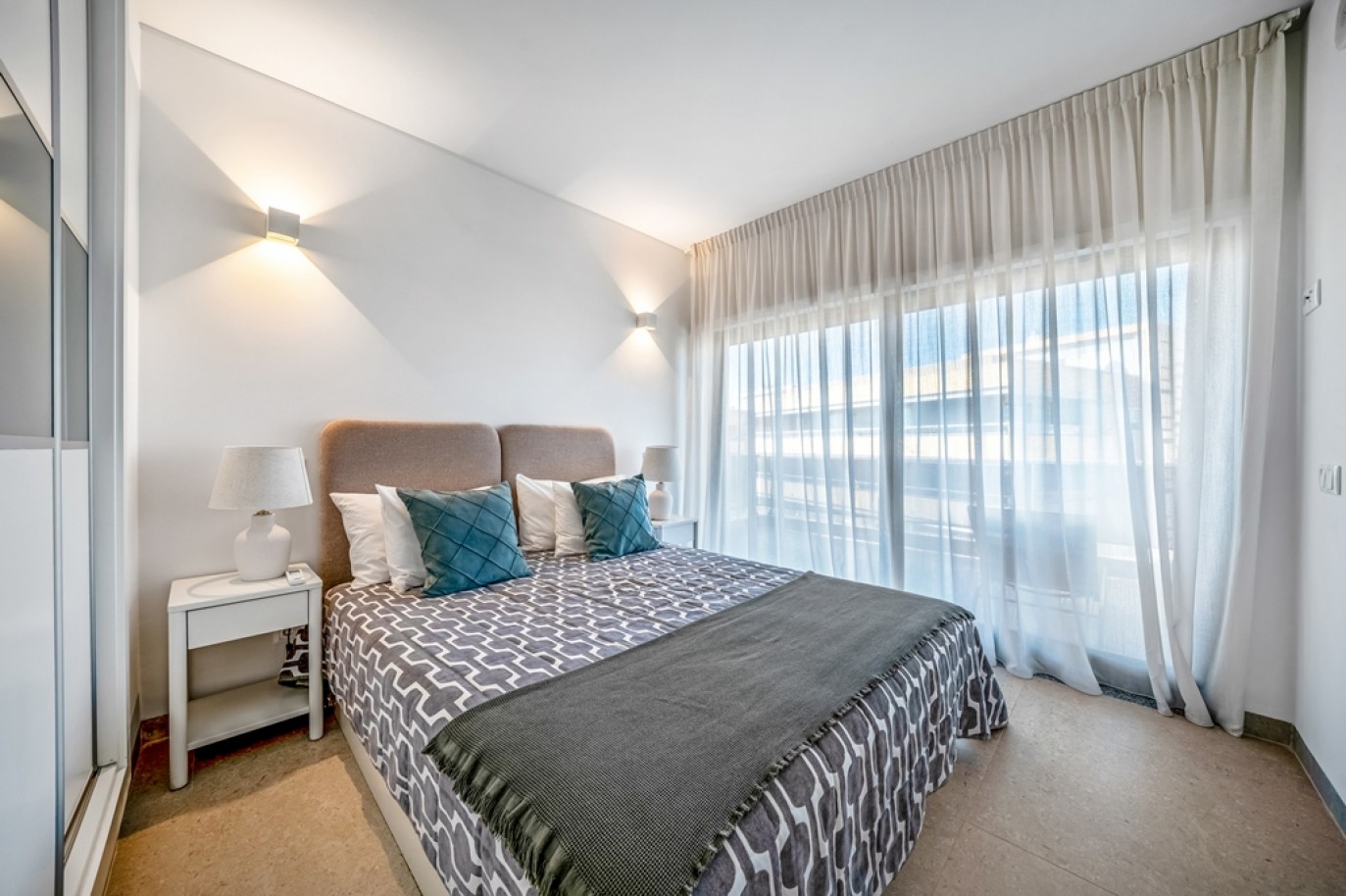 Penthouse T3 com Vista Mar em Quarteira, Algarve_399140