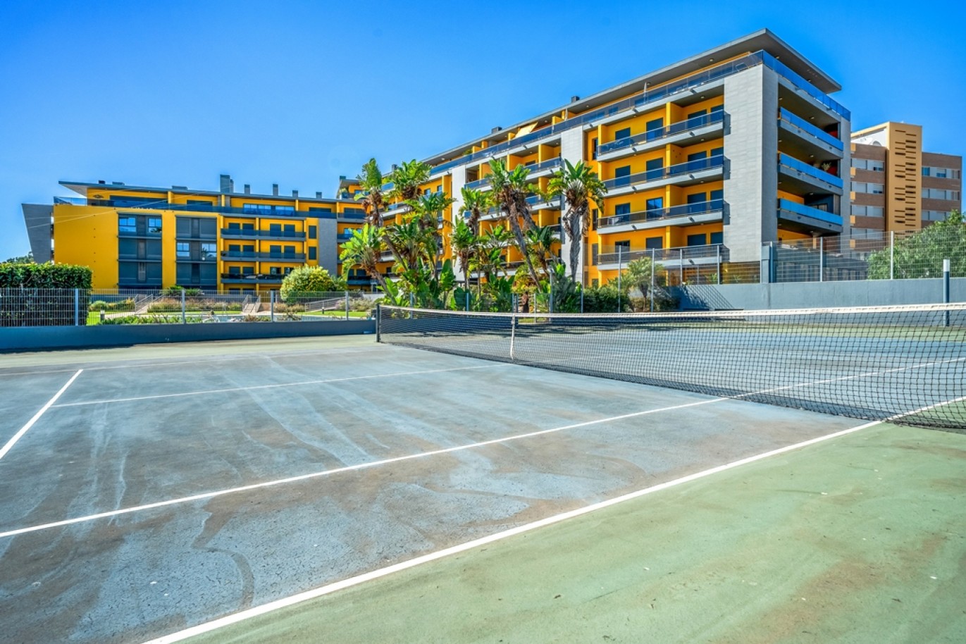 Penthouse T3 com Vista Mar em Quarteira, Algarve_399146