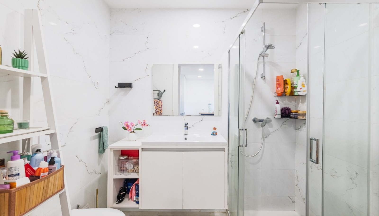 Apartamento T1 com varanda e garagem, para venda em Espinho, Portugal_399310