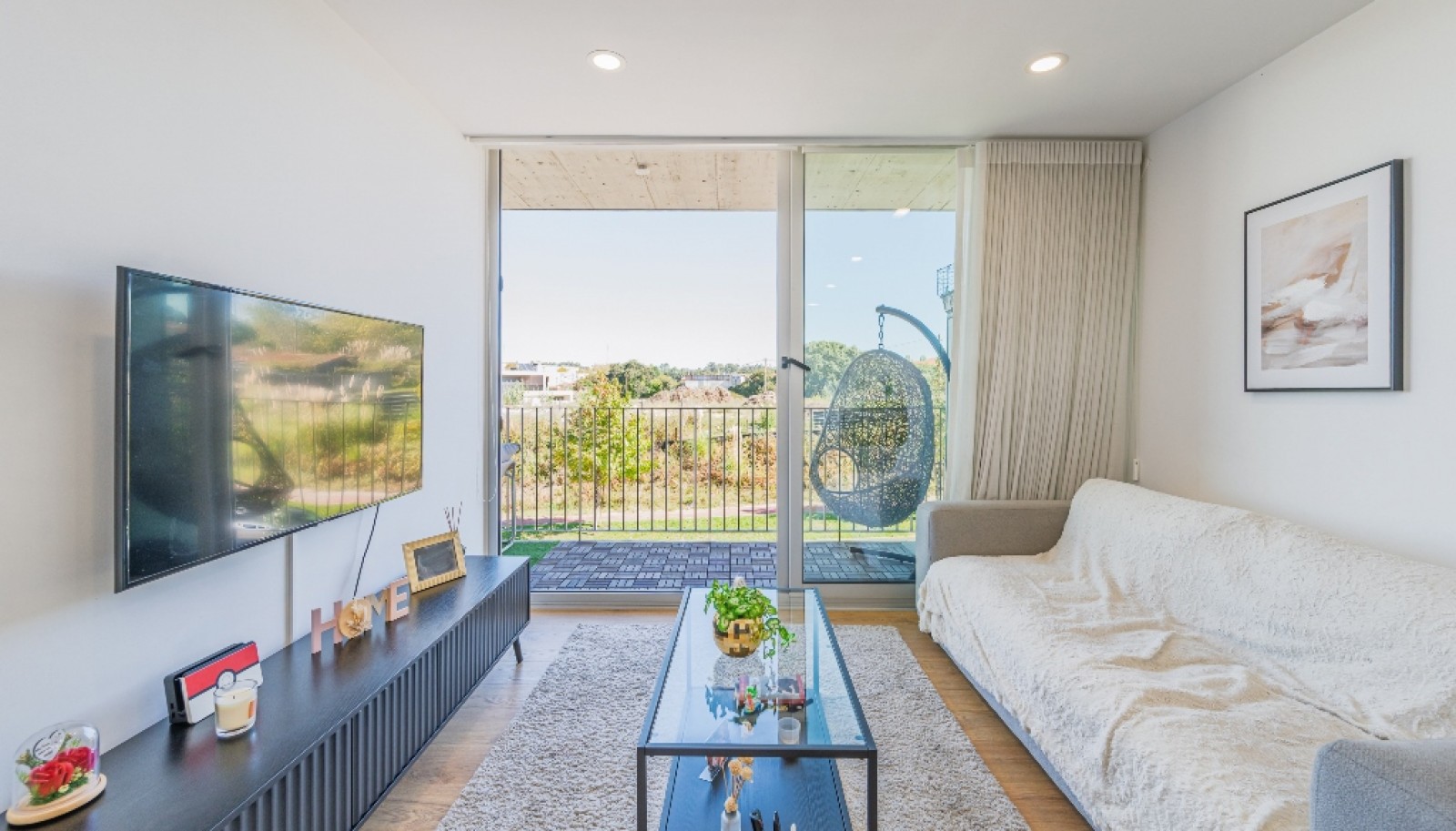 Apartamento T1 com varanda e garagem, para venda em Espinho, Portugal_399314