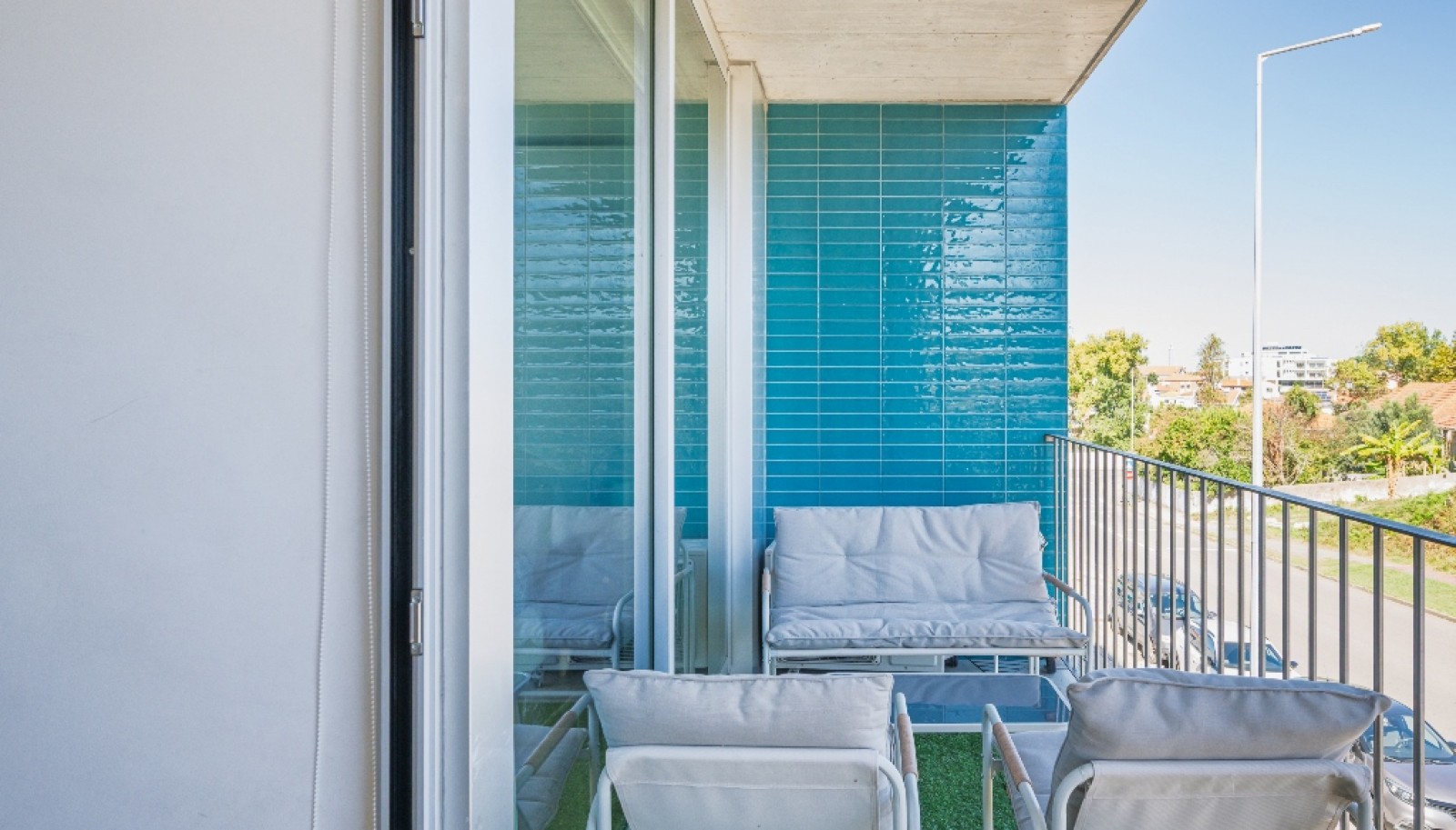 Apartamento T1 com varanda e garagem, para venda em Espinho, Portugal_399316