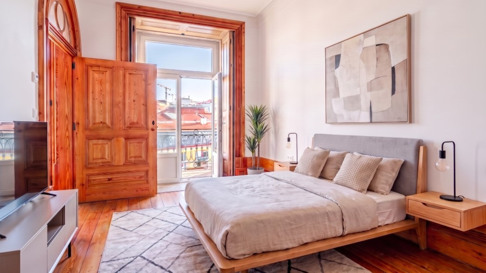 Duplex penthouse avec balcon, à vendre, dans le centre de Porto, Portugal_399873