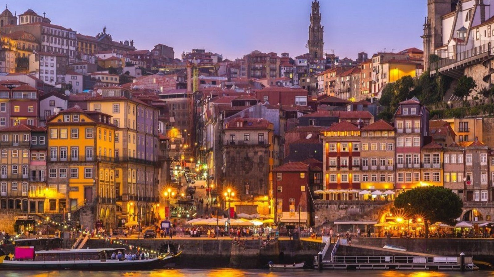 Apartamento T2+1 Duplex com terraços no centro histórico do Porto_400882