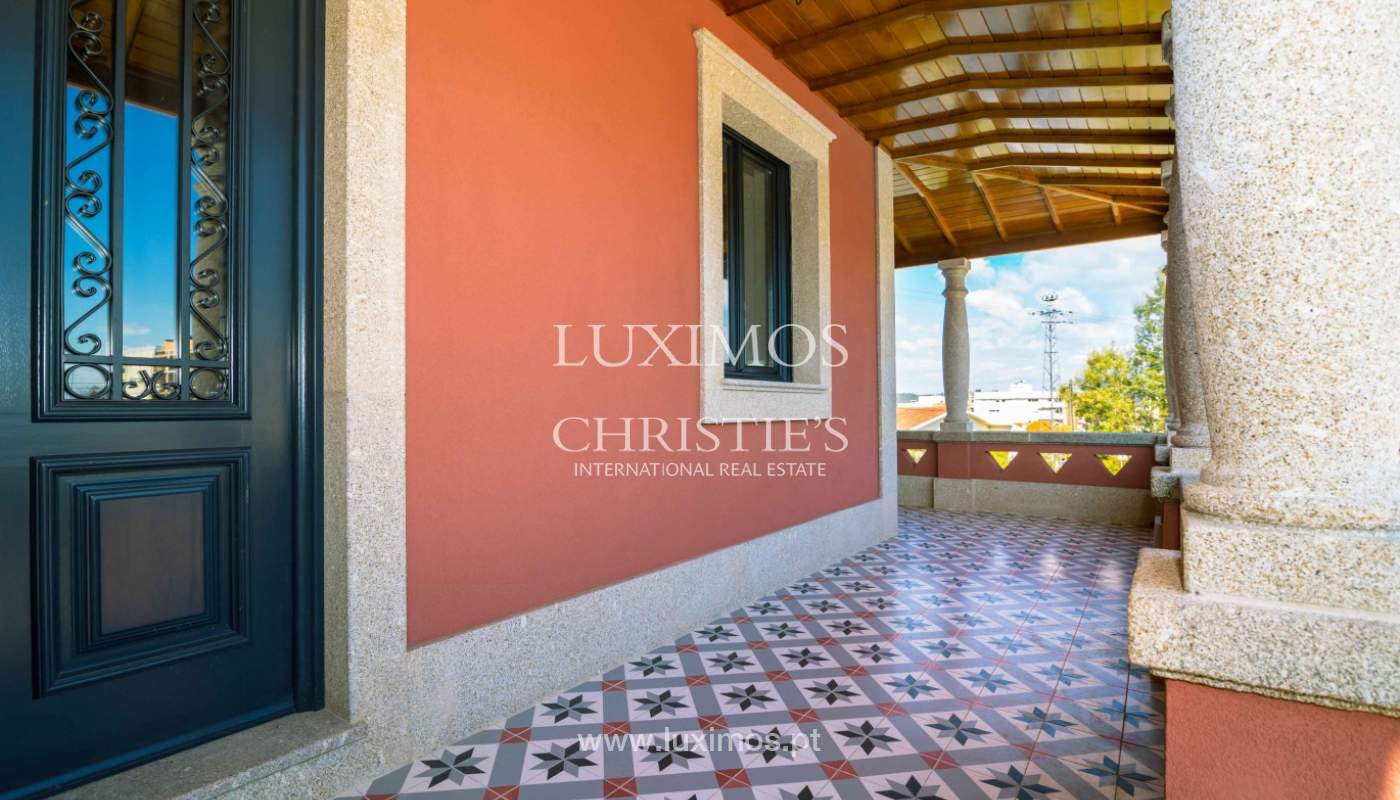 Venda de moradia nova com piscina, no Castêlo da Maia_41471