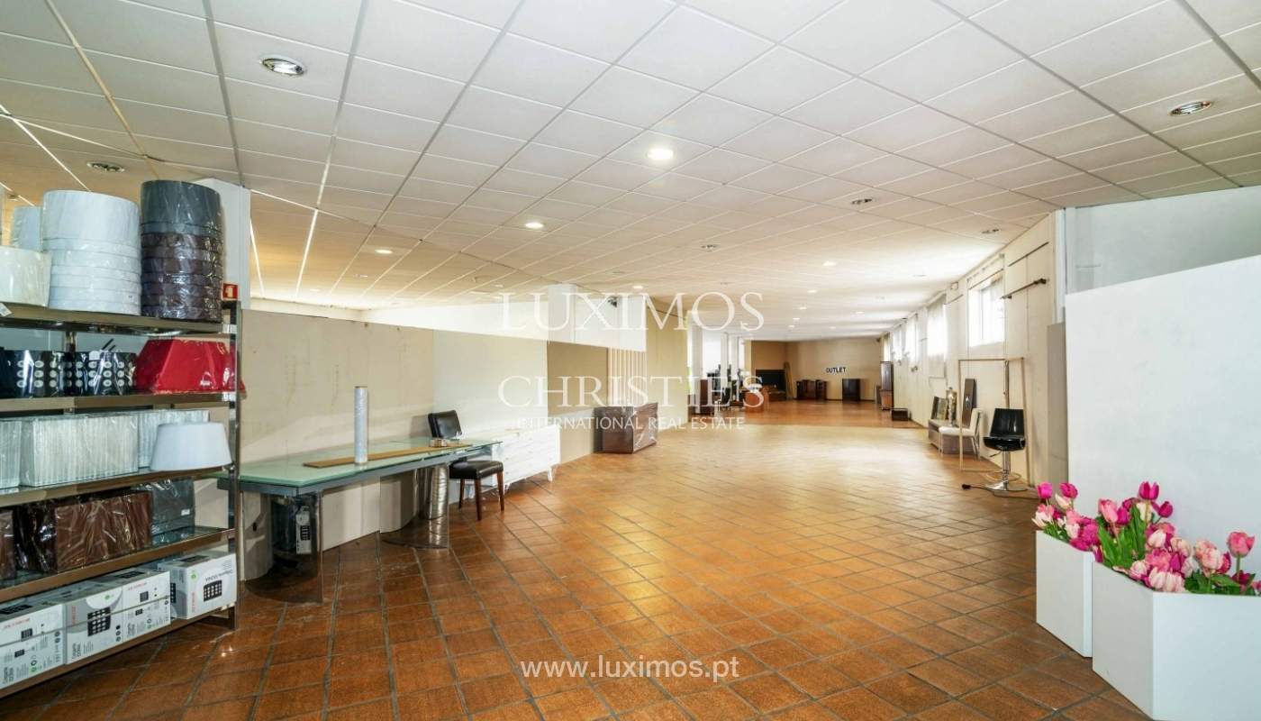 Edificio con proyecto para la construcción de un hotel, Porto, Portugal_43675