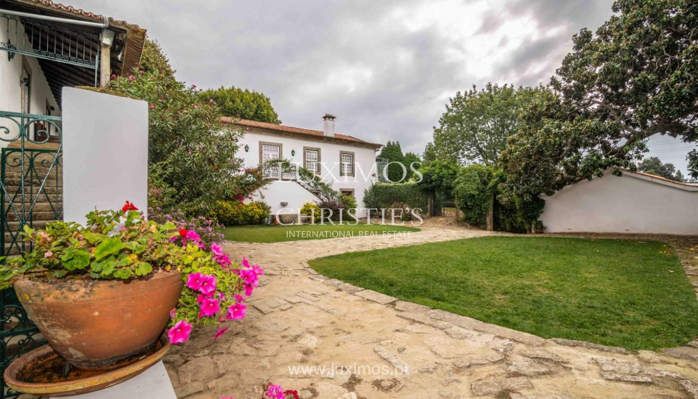 Manor house from XVII century w/ great garden, Fânzeres, Porto, Portugal