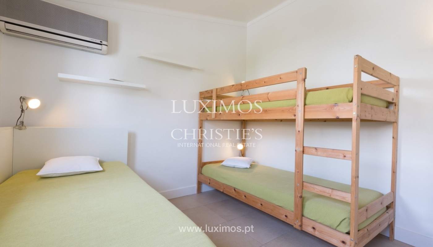 Venda de moradia com piscina, vista para a marina, Vilamoura, Algarve_53857