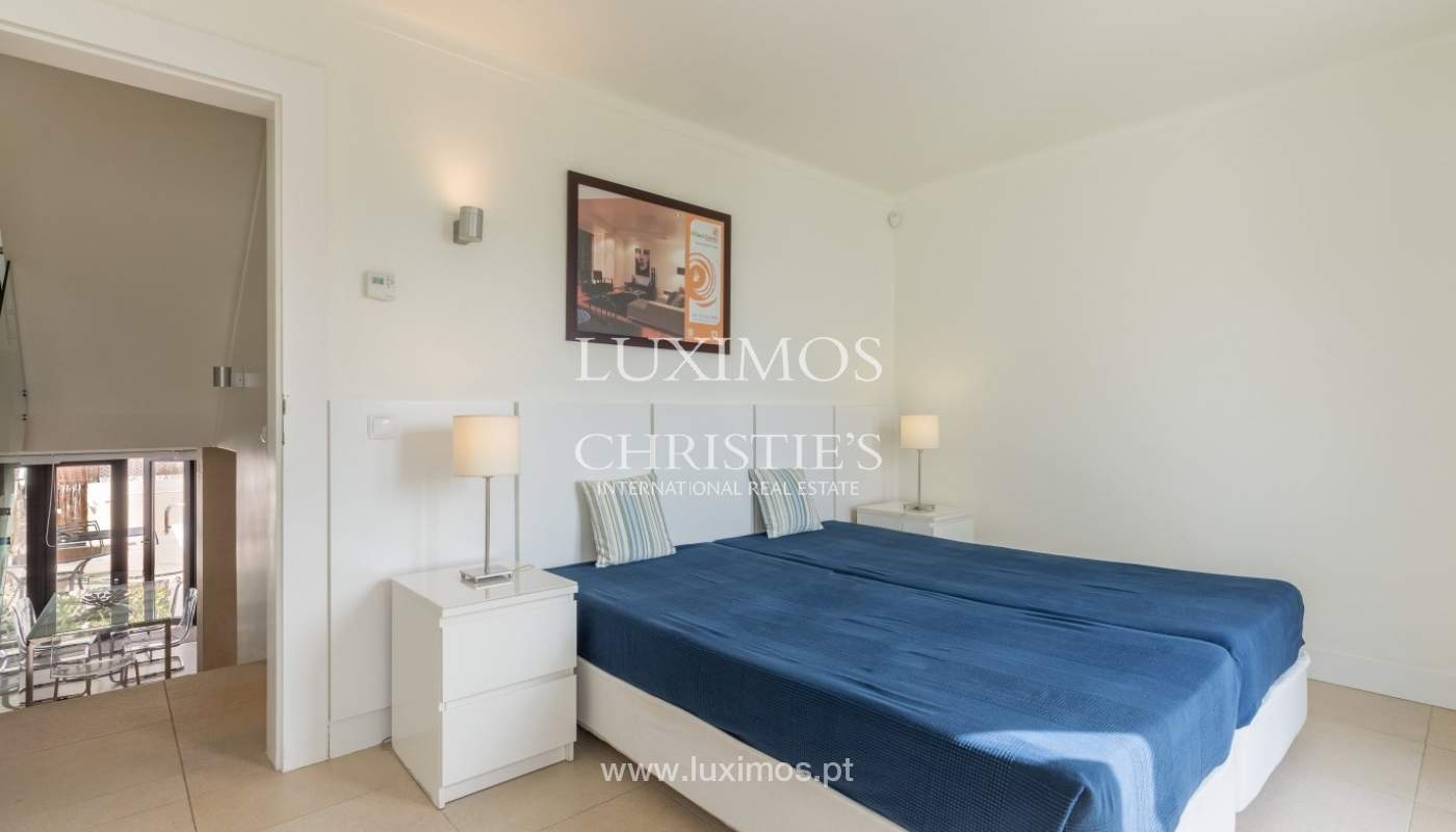 Venda de moradia com piscina, vista para a marina, Vilamoura, Algarve_53858