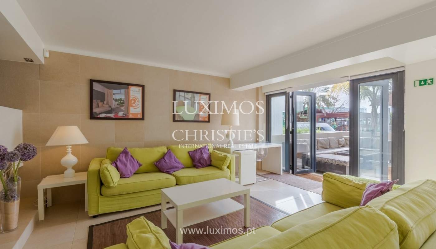 Venda de moradia com piscina, vista para a marina, Vilamoura, Algarve_53863