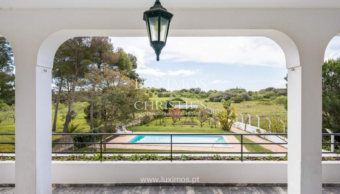 Venda de moradia, com piscina, jardim e vista mar, Vau, Alvor, Algarve_55941