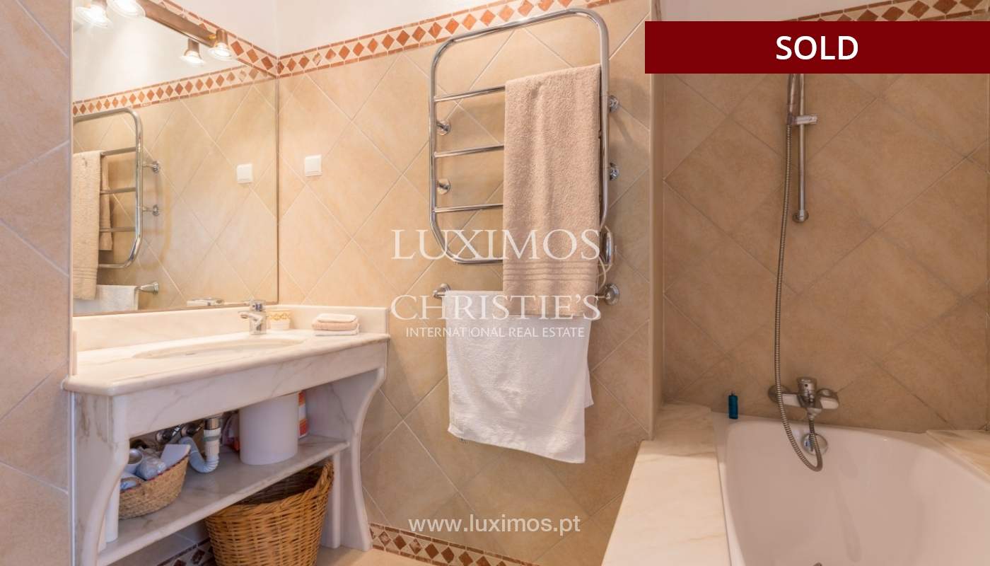 Freistehende villa zum Verkauf, pool, Garten und Tennisplatz, Quarteira, Algarve, Portugal_56643