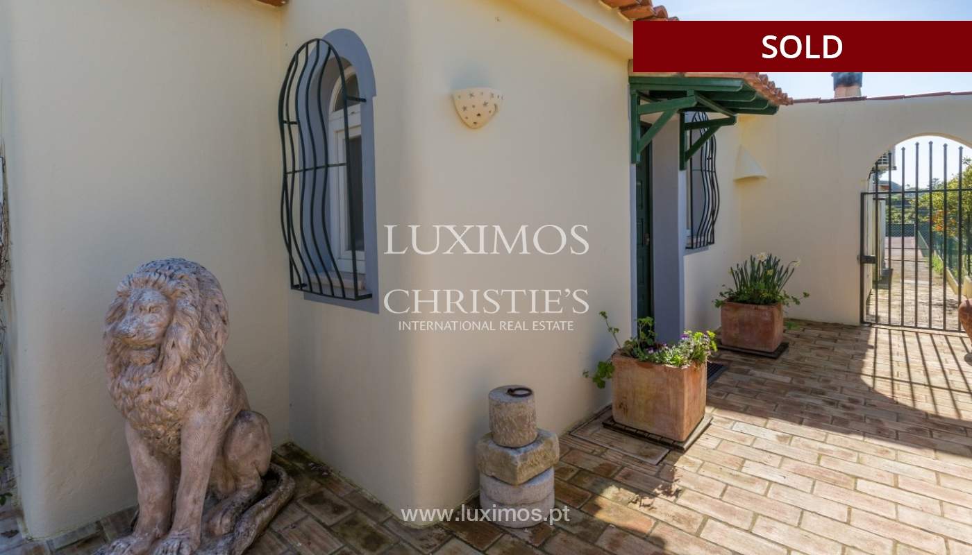 Freistehende villa zum Verkauf, pool, Garten und Tennisplatz, Quarteira, Algarve, Portugal_56656
