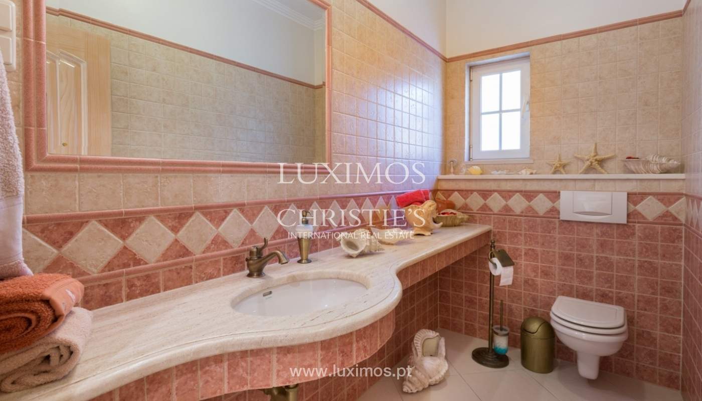 Moradia à venda, piscina e jardim, perto do golfe, Vilamoura, Algarve_56918