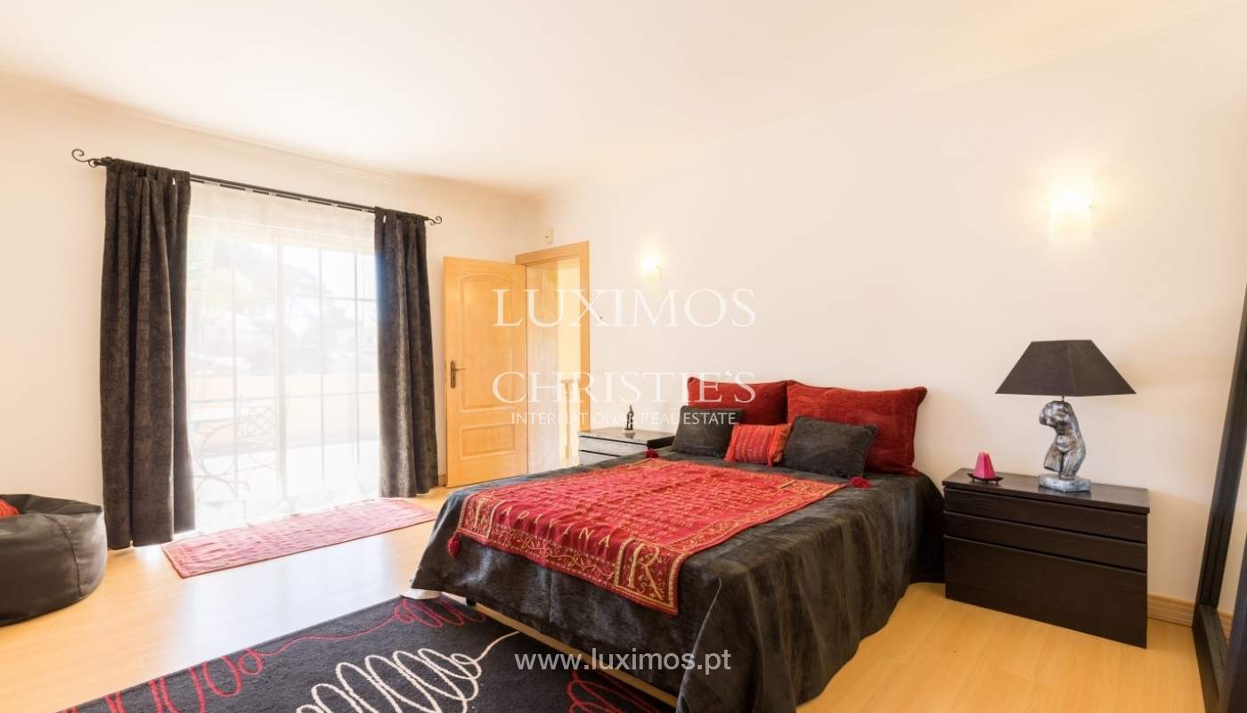 Moradia à venda, piscina e jardim, perto do golfe, Vilamoura, Algarve_56926