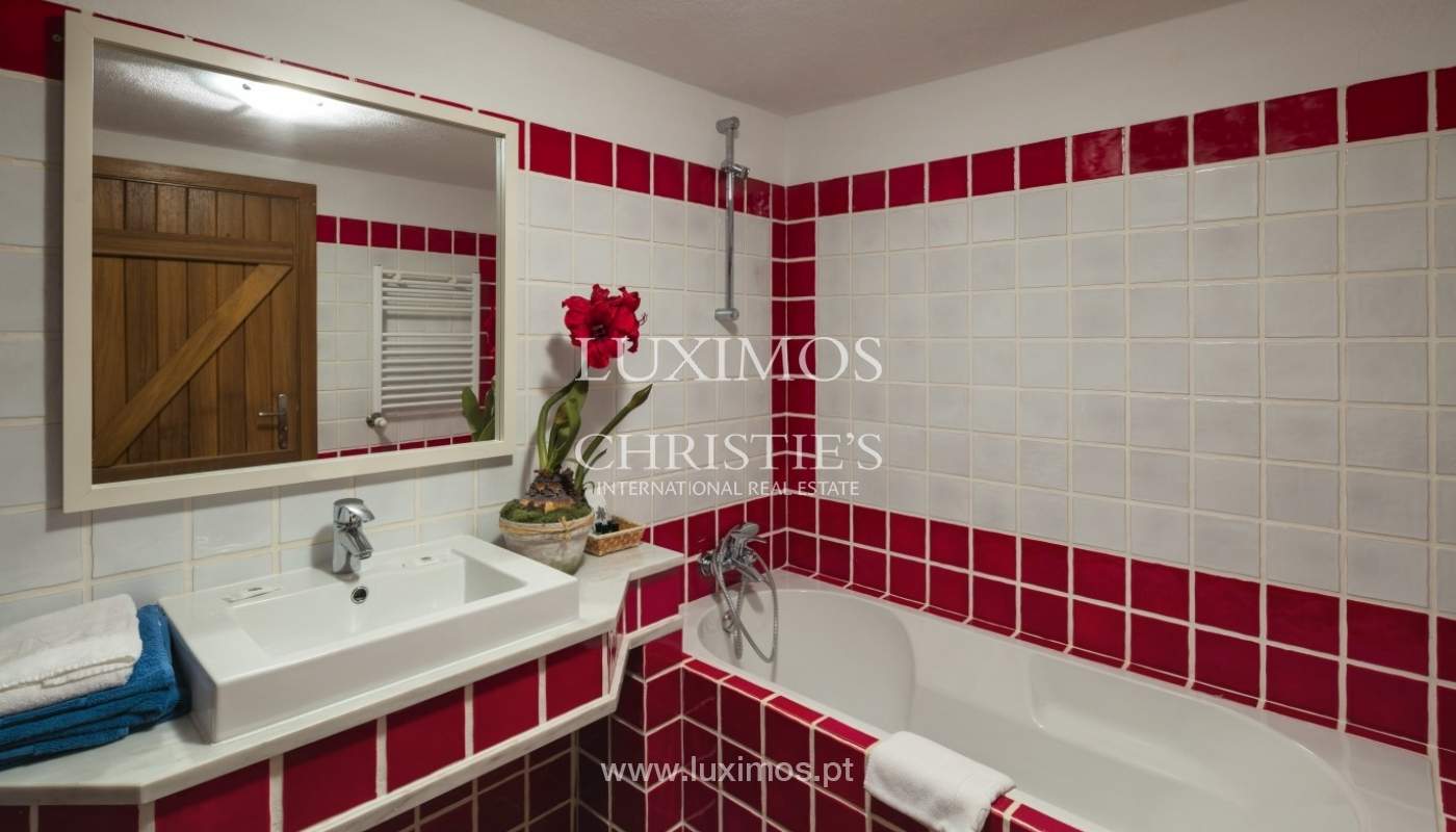 Venda de moradia com piscina e jardim, perto da praia, Lagos, Algarve_58441