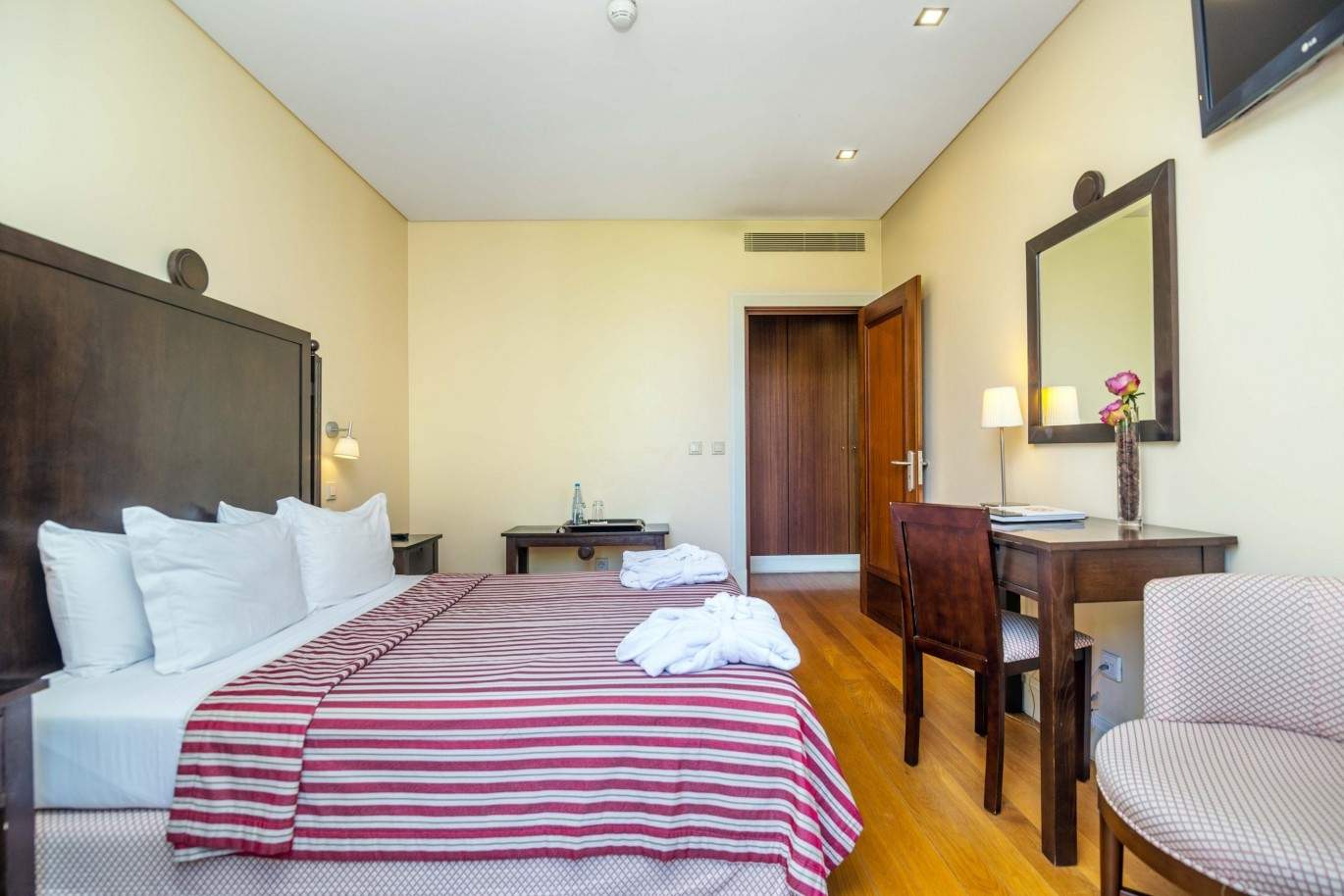 Hermoso hotel, en una ubicación central, Braga, Portugal_58948
