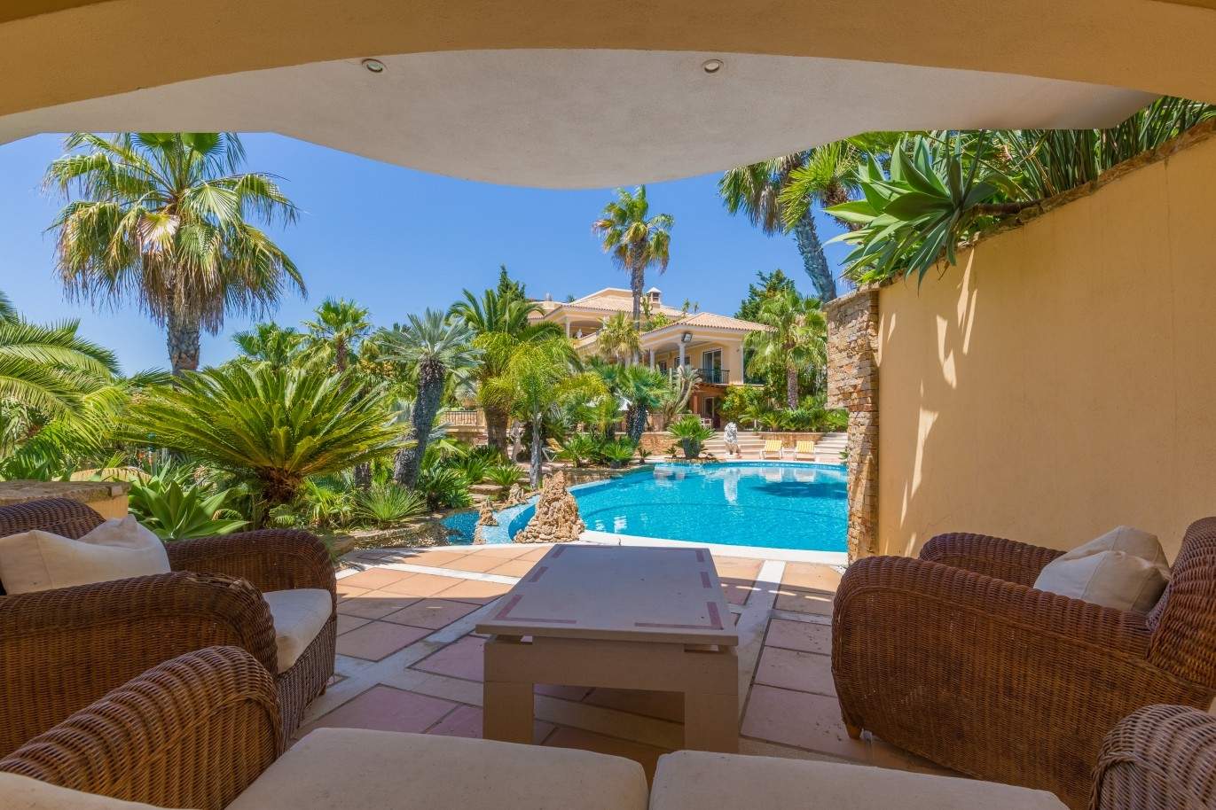 Villa à vendre avec piscine et tennis, Albufeira, Algarve, Portugal_59653