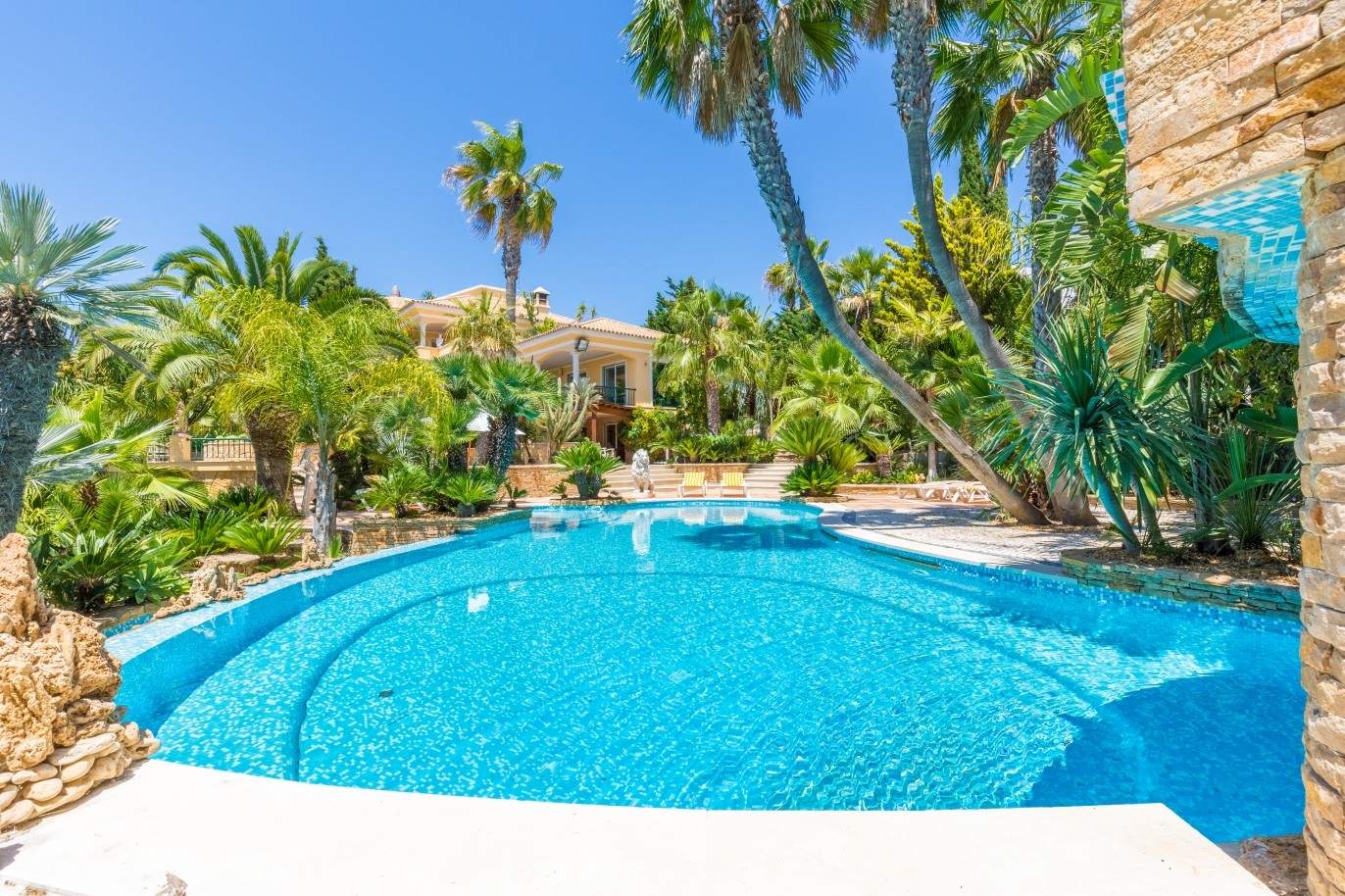 Villa à vendre avec piscine et tennis, Albufeira, Algarve, Portugal_59654