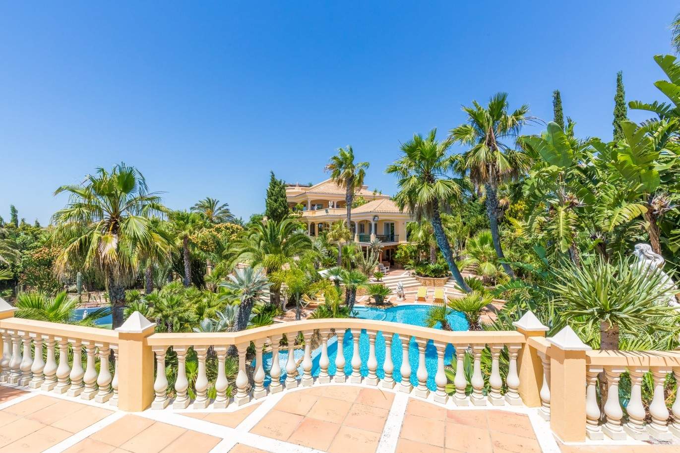 Villa à vendre avec piscine et tennis, Albufeira, Algarve, Portugal_59655