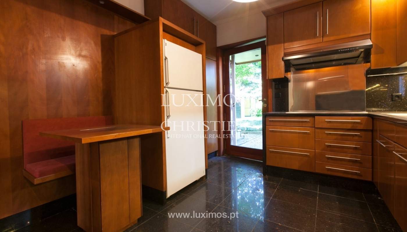 Venda de moradia de 4 frentes com jardim, Matosinhos, Porto, Portugal_59959