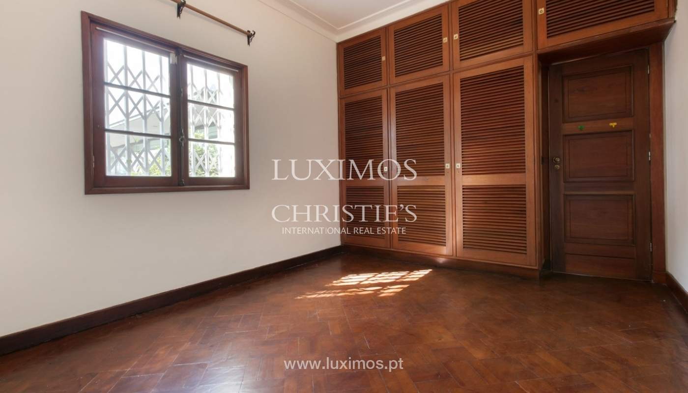 Venda de moradia de 4 frentes com jardim, Matosinhos, Porto, Portugal_59972