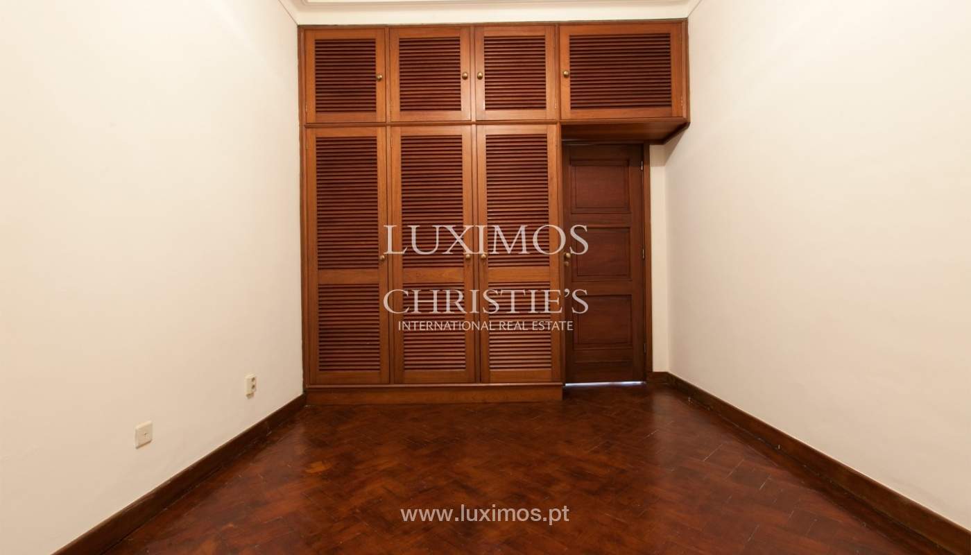 Venda de moradia de 4 frentes com jardim, Matosinhos, Porto, Portugal_59978