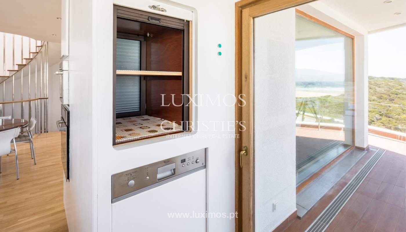 Venda de propriedade com piscina e vistas mar e rio, Aljezur, Algarve_64737