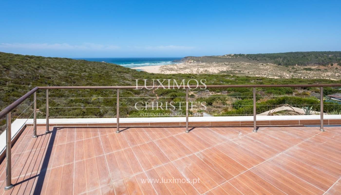 Venda de propriedade com piscina e vistas mar e rio, Aljezur, Algarve_64742