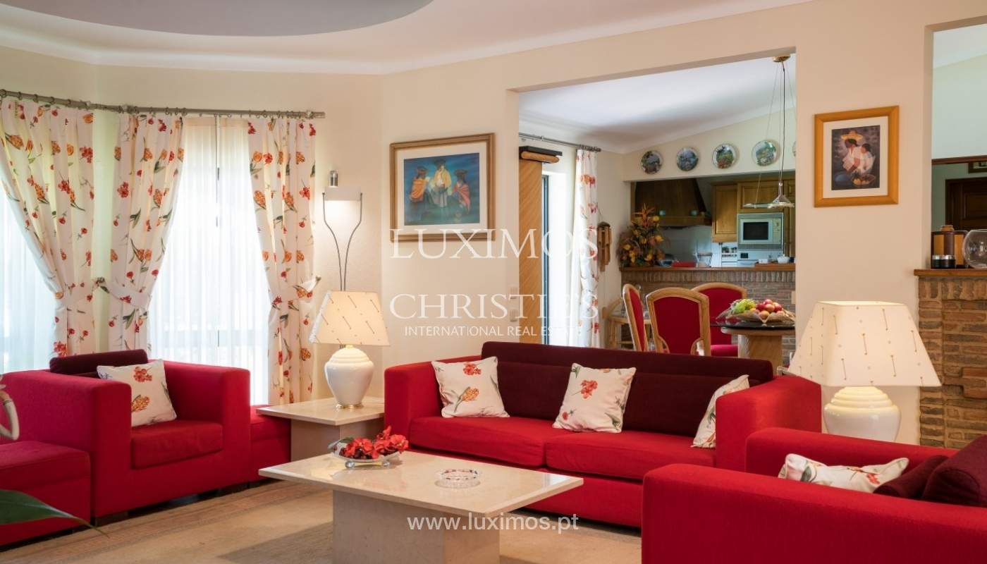 Villa à vendre avec piscine,vue mer et golf,Vilamoura,Algarve,Portugal_66690