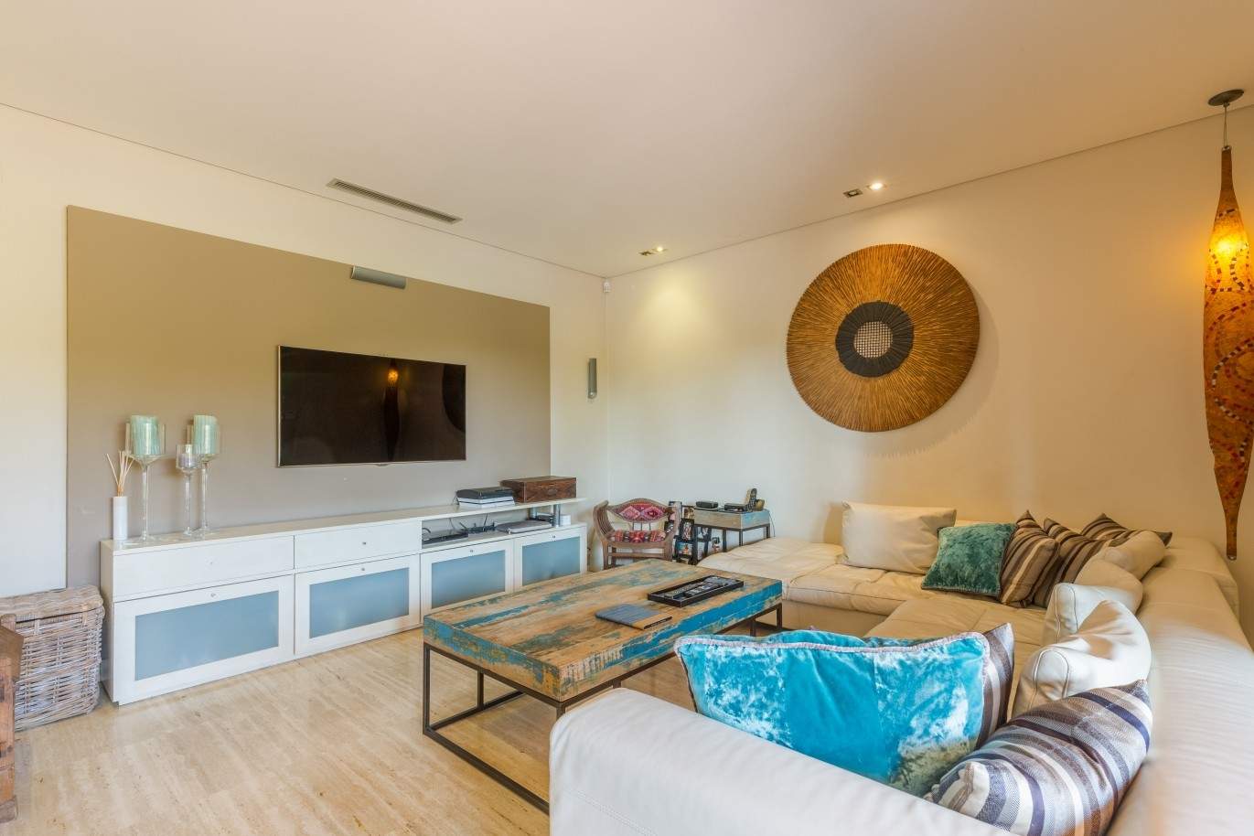 Verkauf Luxus-villa mit pool, nahe dem Meer, Quarteira, Algarve_67374