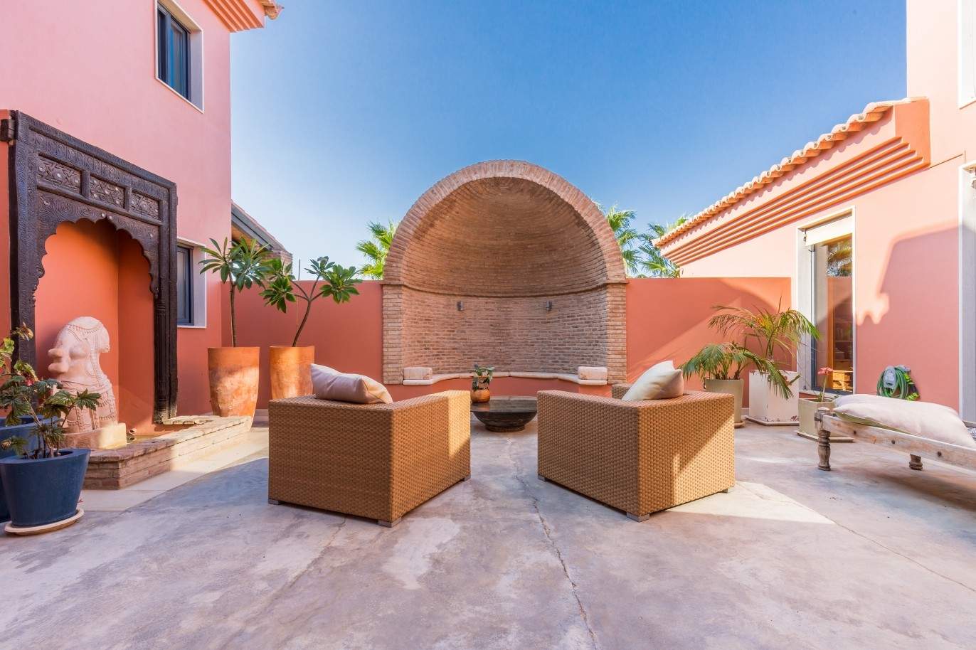 Verkauf Luxus-villa mit pool, nahe dem Meer, Quarteira, Algarve_67376