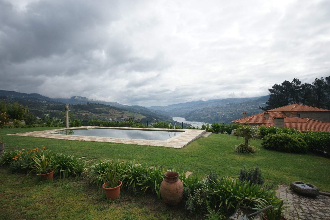 Villa mit pool und Garten, Blick auf Fluss, Baião, Porto, Portugal_72698