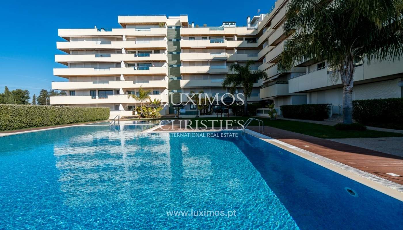 Apartamento à venda com piscina, perto da praia, Vilamoura, Algarve