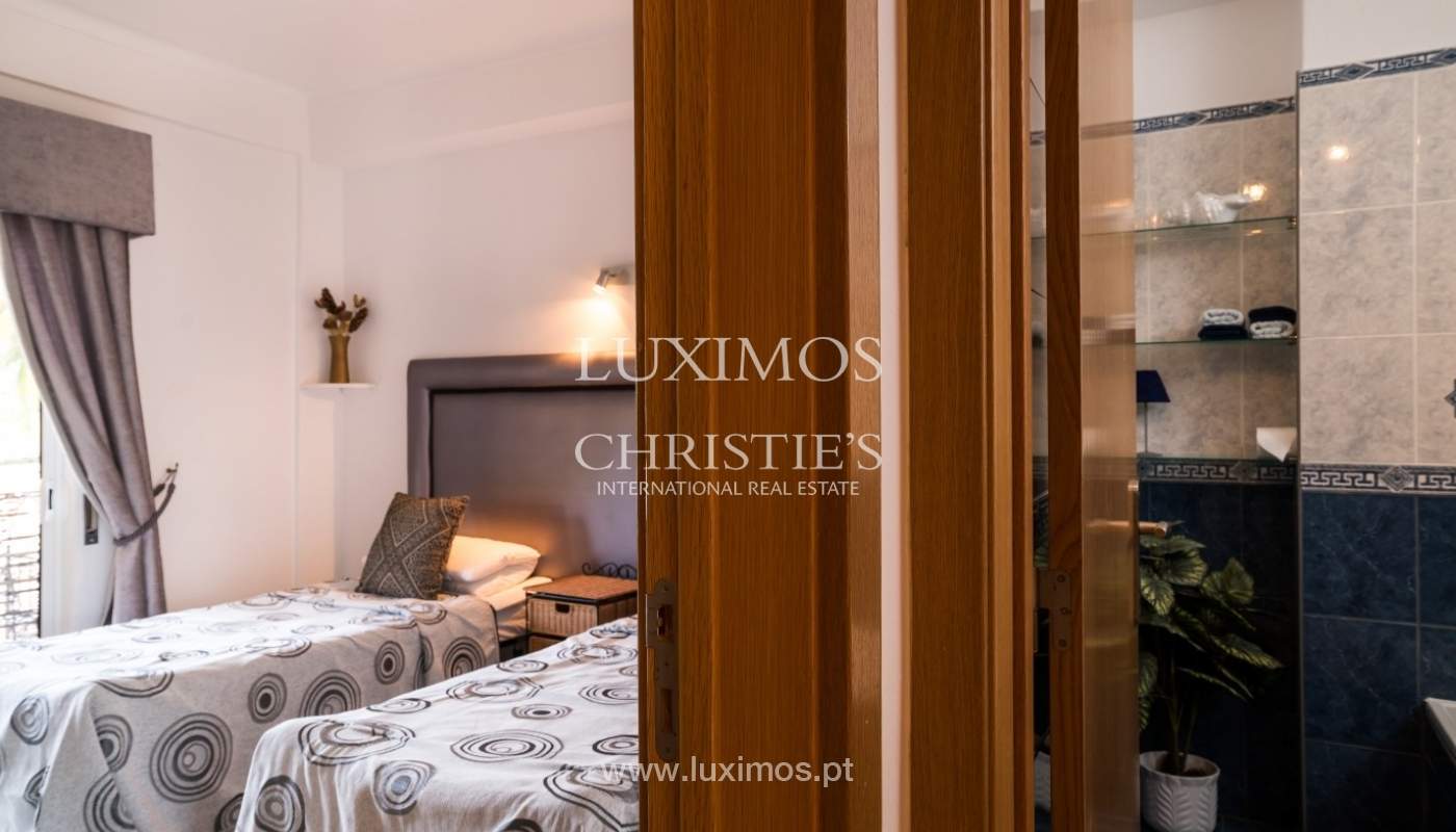 Freistehende villa zum Verkauf mit pool, Nähe Strand, golf, Armação Pera, Algarve, Portugal_74663