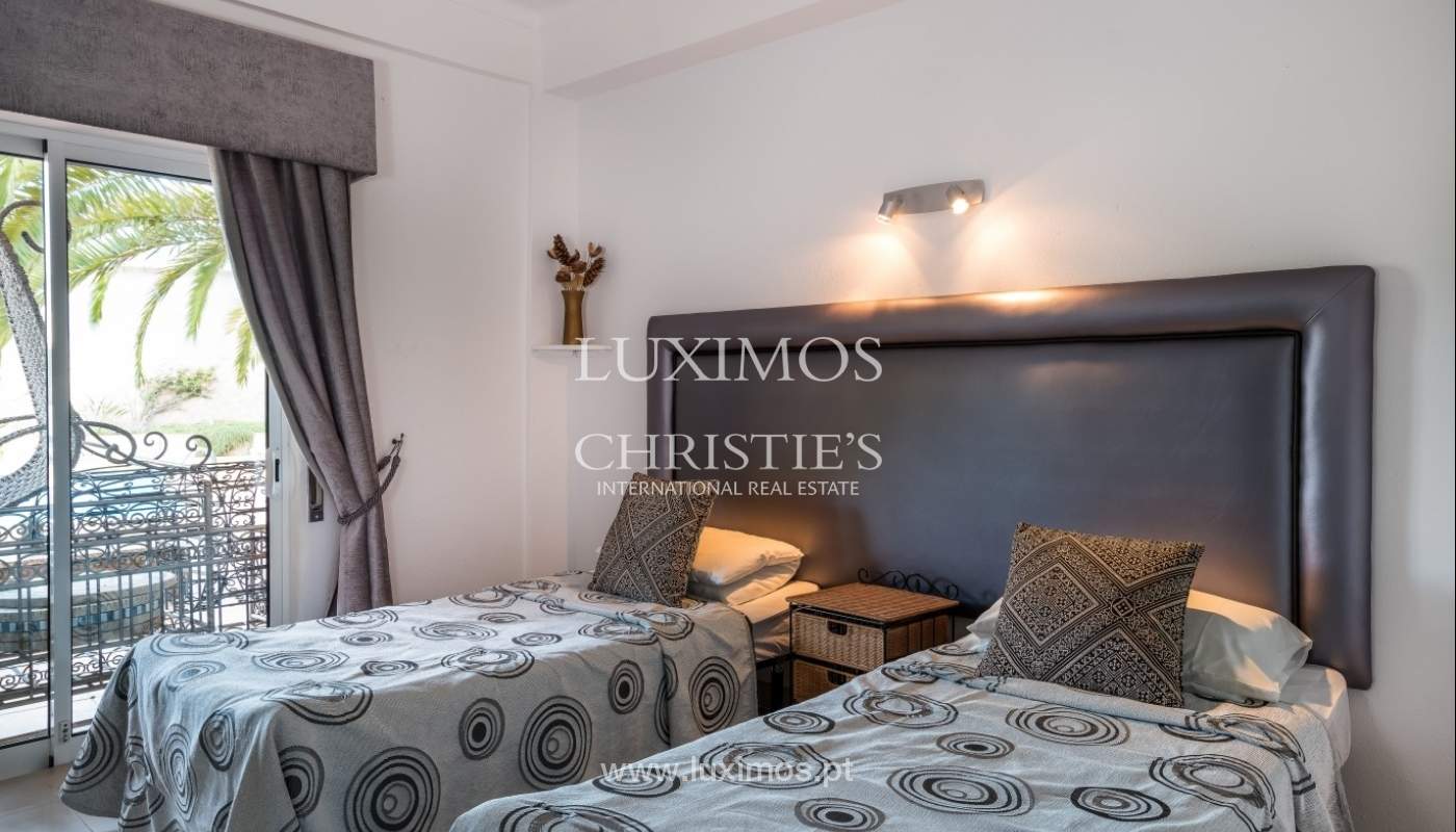 Freistehende villa zum Verkauf mit pool, Nähe Strand, golf, Armação Pera, Algarve, Portugal_74667