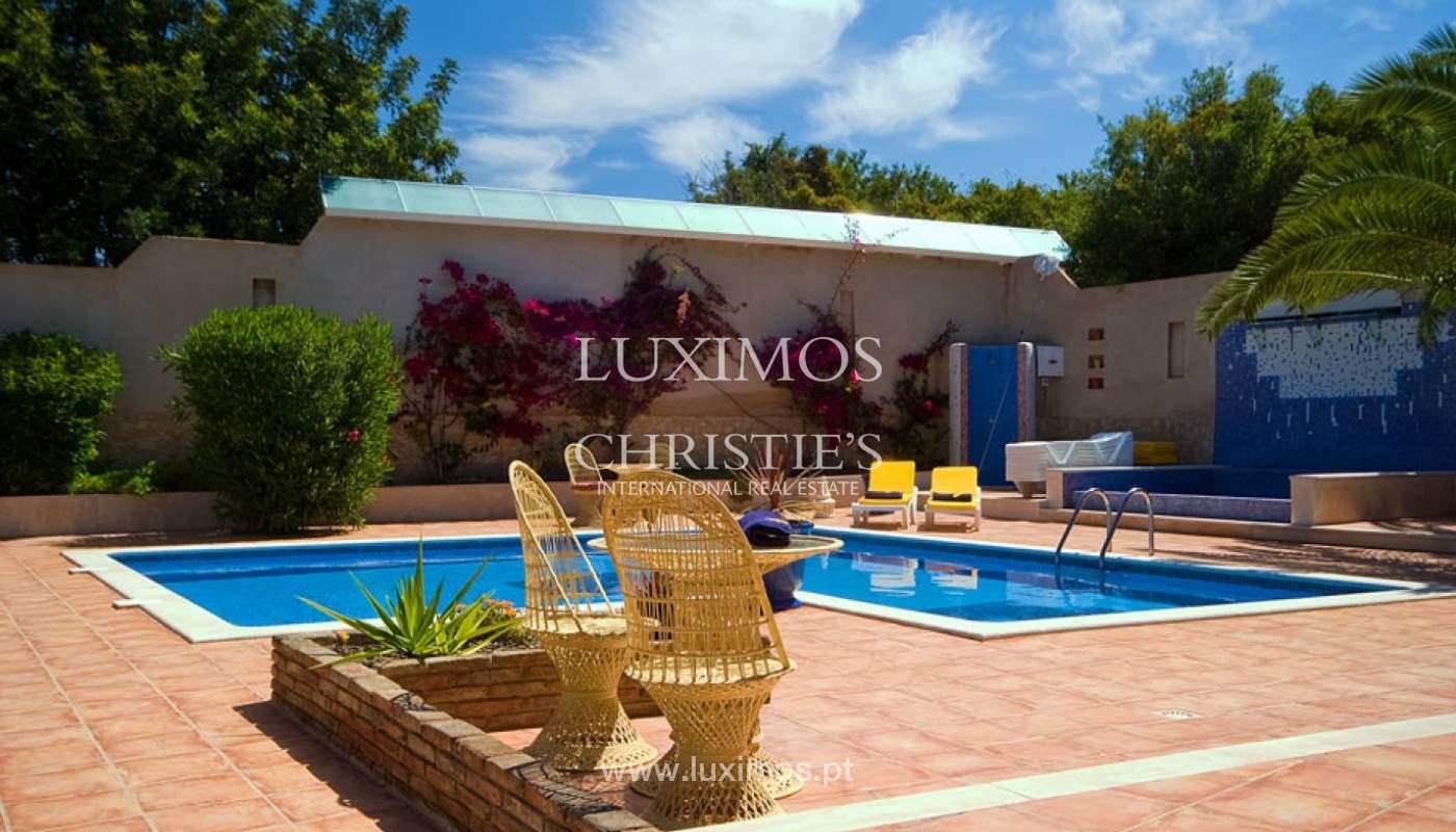 Freistehende villa zum Verkauf mit pool, Nähe Strand, golf, Armação Pera, Algarve, Portugal_74690