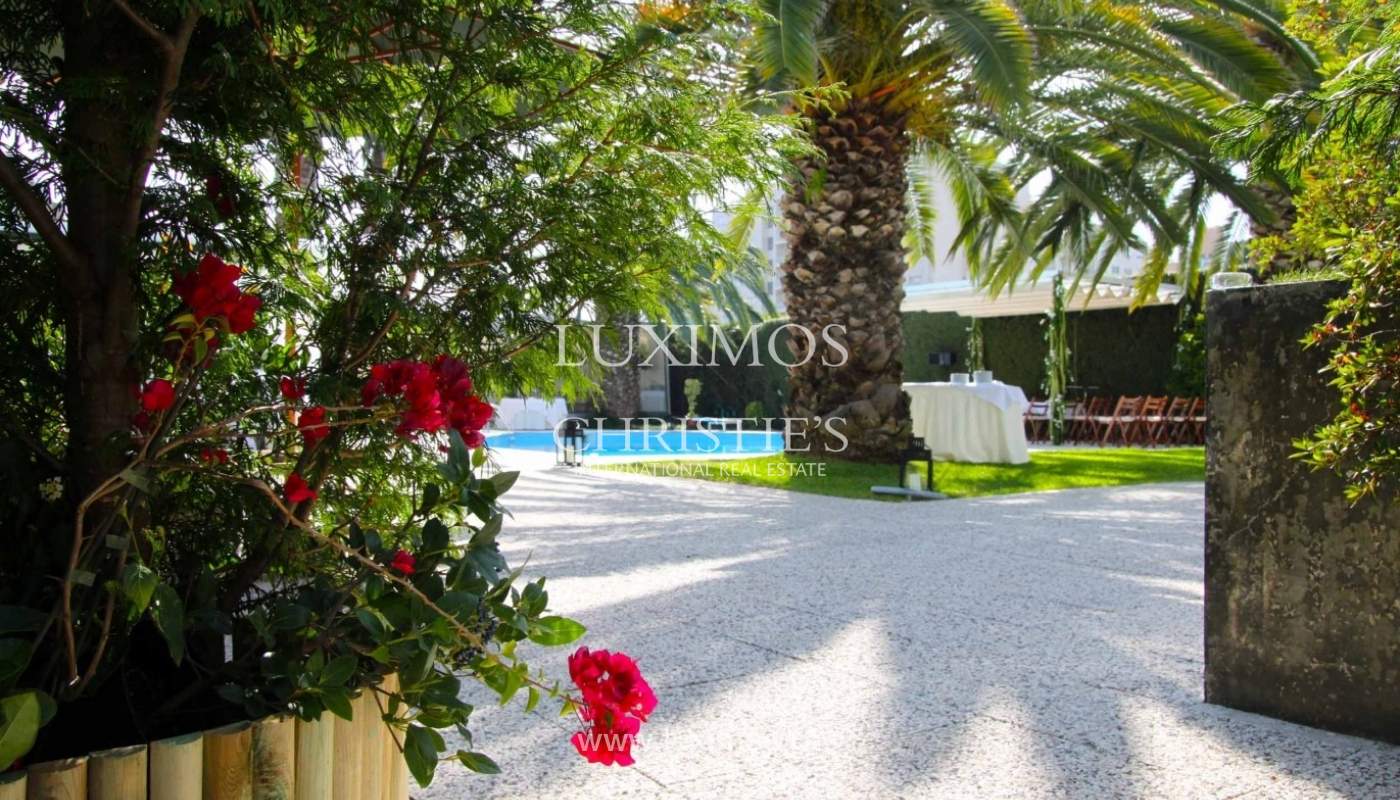 Villa for sale with garden and swimming pool, Porto, Portugal a luxury