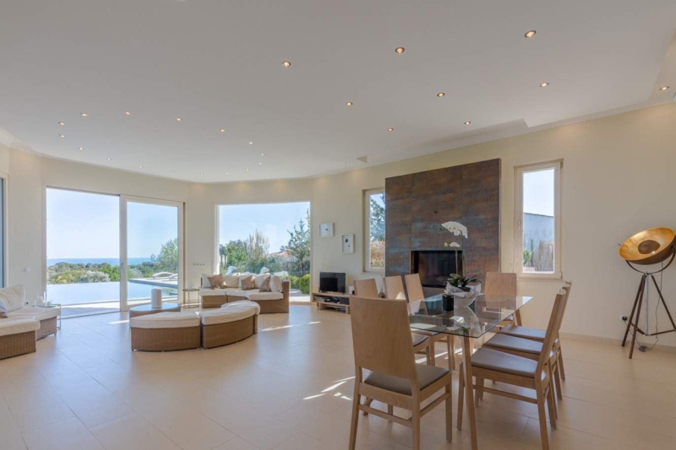 Freistehende villa zum Verkauf mit Meerblick, in der Nähe von Strand und golf, Carvoeiro, Algarve, Portugal_76408