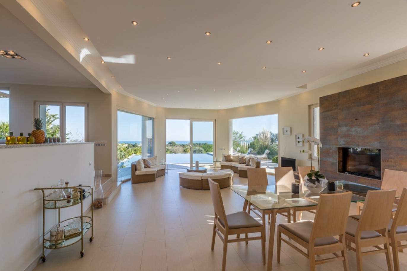 Villa à vendre avec vue sur la mer, près de la plage et du golf, de Carvoeiro, Algarve, Portugal_76416