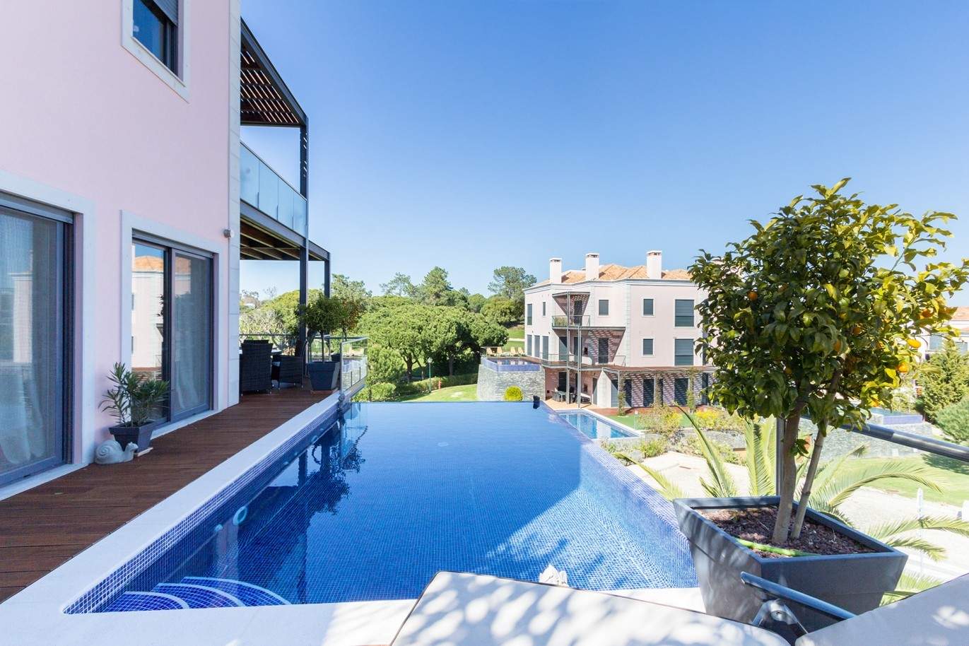 Apartamento à venda com piscina e vistas golfe, Vale do Lobo, Algarve_76818