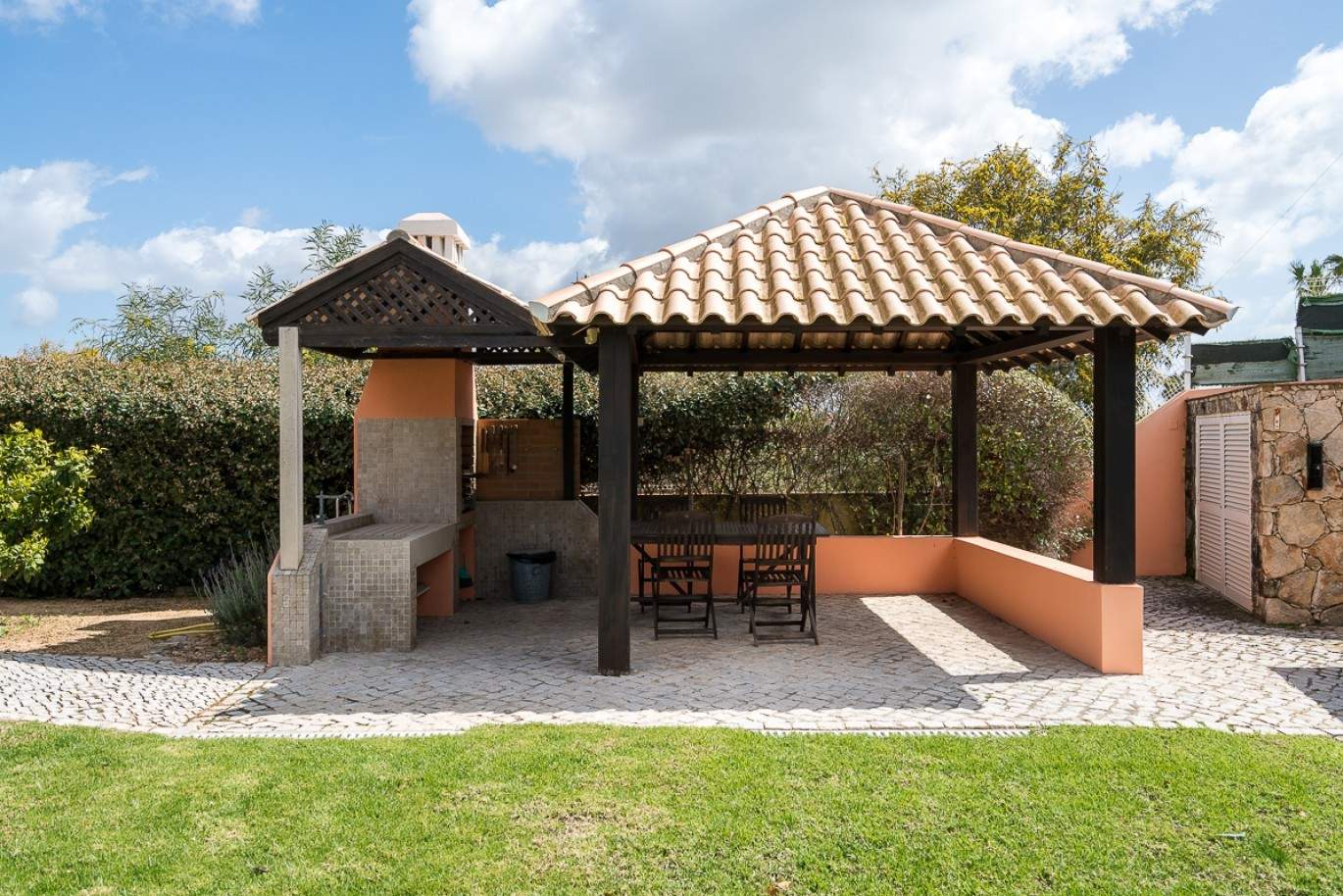 Moradia de luxo com piscina em Porches, Lagoa, Algarve_77071